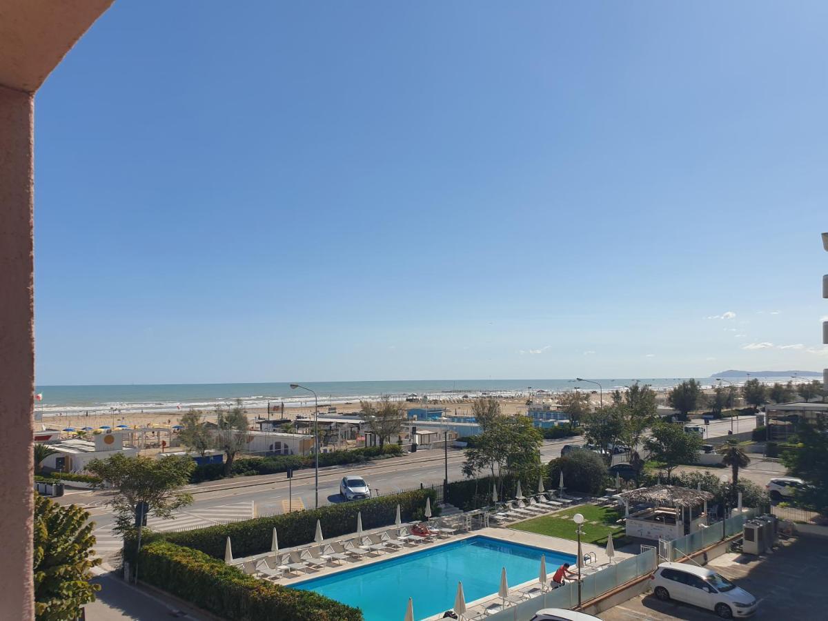 Appartamento Amaremin - Vivere Rimini Exterior foto